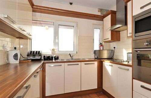 Lynfield Guest House Голуэй Экстерьер фото